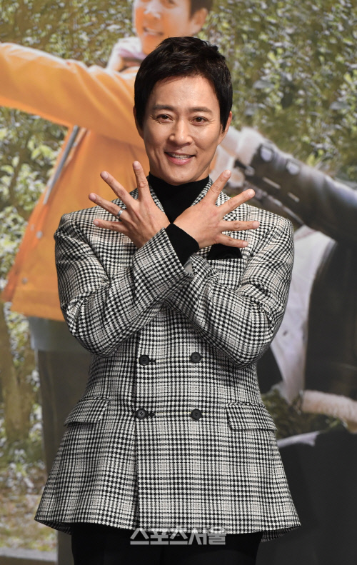 [포토]최수종, '친한 예능'의 맏형으로...