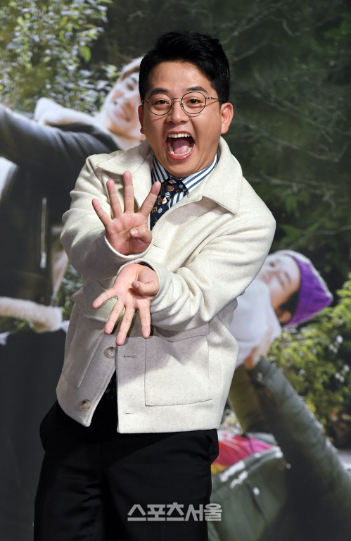 [포토]'친한 예능' 김준호, 습관적으로 포즈가...