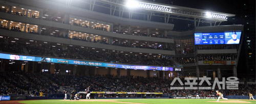 공무집행방해 A코치 사의표명, NC 재계약 불가 결정