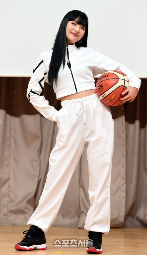 [포토] 레드벨벳 조이, 완벽한 미모의 농구매니저