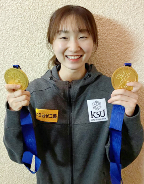 女쇼트트랙 간판 최민정, 4대륙 첫날 金싹쓸이로 부활