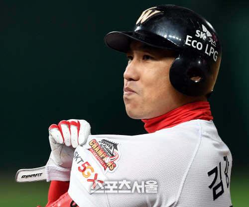 [포토] SK 김강민, 2018 우승 기억을 되새기자!
