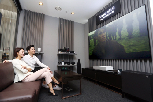 LG전자, LG베스트샵 강남본점에 프리미엄 사운드 청음 공간 마련