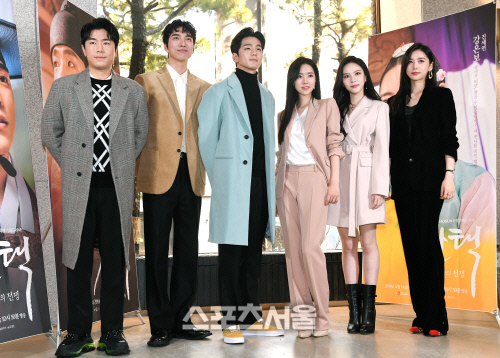[포토]\'간택-여인들의 전쟁\' 기자간담회, 계속 사랑해 주세요!