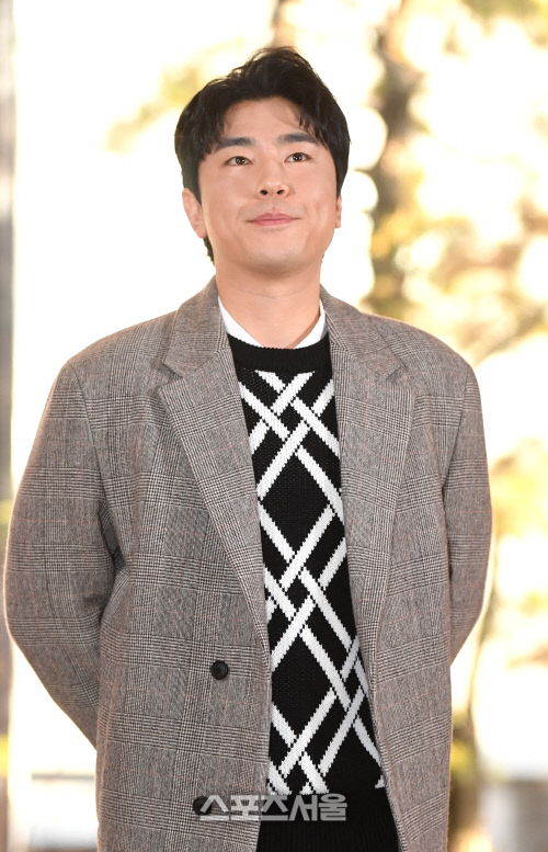 [포토]'간택-여인들의 전쟁' 기자간담회, 포즈 취하는 이시언