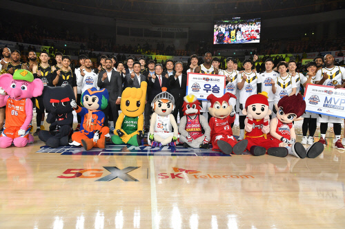 2. 2018-2019 올스타전 단체사진