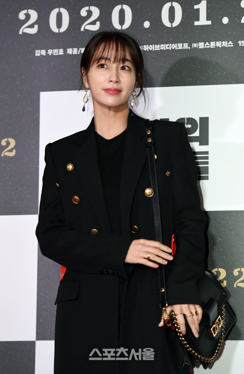 [포토]이민정, 가방 한 번 고쳐 메고!