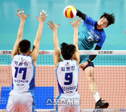 [포토] 황경민 \'젖 먹던 힘까지 짜내서\'