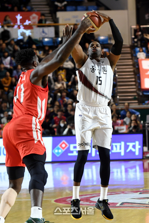 [포토] 브라운 \'장거리포 발사\'