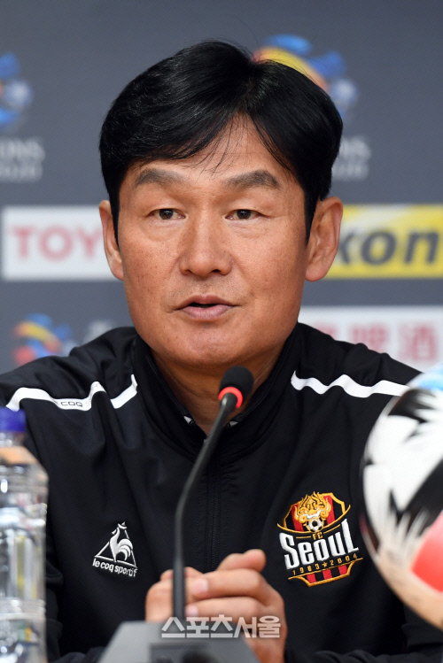 [포토]FC서울 최용수 감독, ACL 본선 진출 기회 놓치지 않을 것!