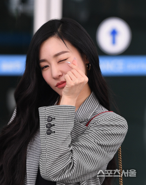 [포토] 티파니 영, 윙크에 키스~
