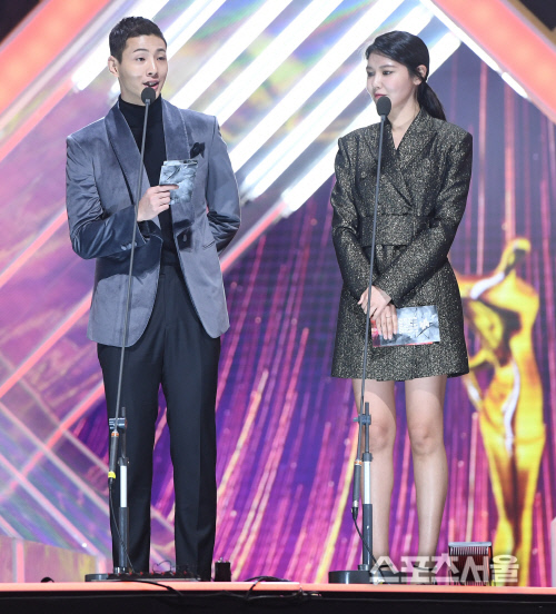 [포토] 지수-수영, 시상 커플 만남!