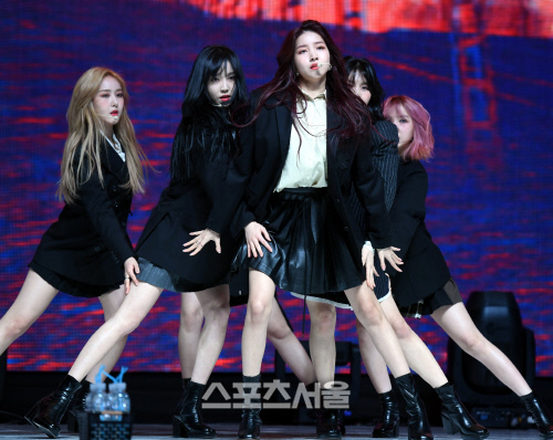 [포토] 여자친구, 소원에 러블리한 터치