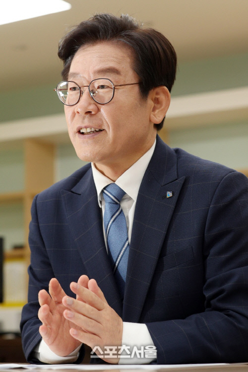 경기도, 이재명표 '청년 면접수당' 계획 홈페이지 공고