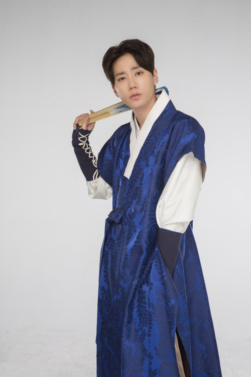 이준영 창작 뮤지컬 '스웨그에이지: 외쳐, 조선'서 티켓파워 자랑