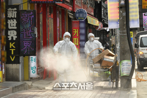 수원시, 20번째 확진 40대 여성···염태영"별도 격리장소 필요"