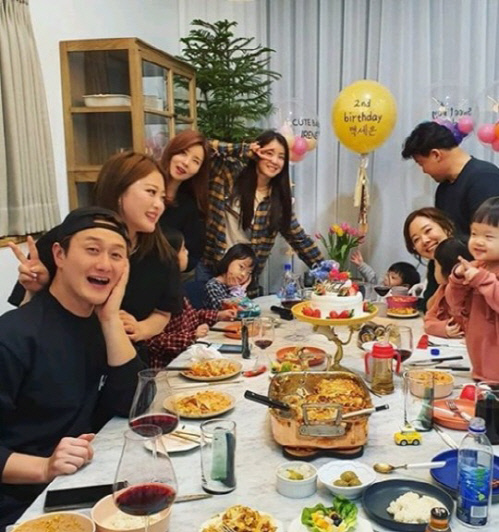 백종원♥소유진, 막내딸 생일파티 공개…이시영→김원효·심진화 총출동