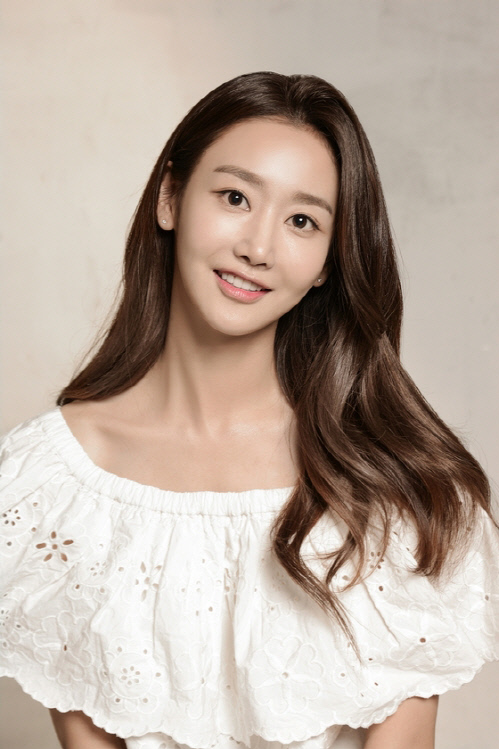 크레용팝 금미, 결혼+임신 발표 "엄마 될 준비 하고 있어"