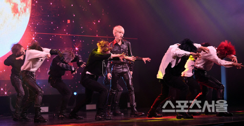 [포토] 더보이즈, 드디어 공개된...\'리빌(REVEAL)\' 무대!