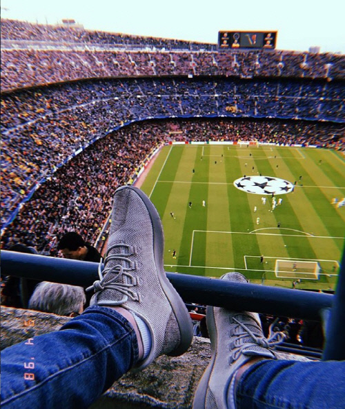 류준열, 유리도 인증샷 남긴 바르셀로나 캄프누, 인스타그램 최애 축구장