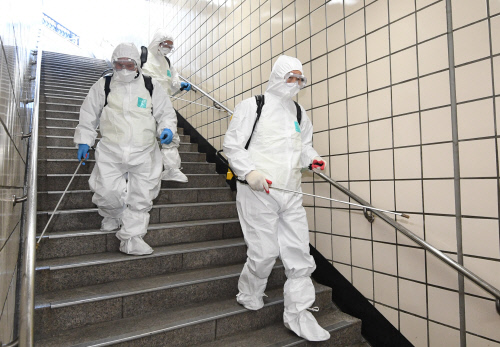 지난달 중국 다녀온 30대 폐렴증상 사망…"코로나19 감염 의심"