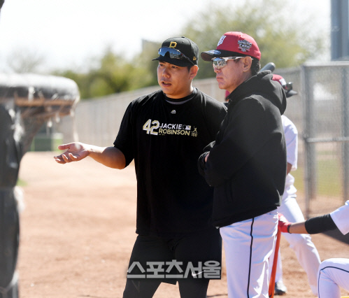 KT 기운 받는 강정호의 짧고 굵은 한마디 "몸상태 좋습니다!"[애리조나 人사이드]