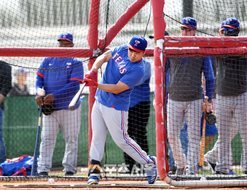 [포토] 추신수 \'타격감+1\'