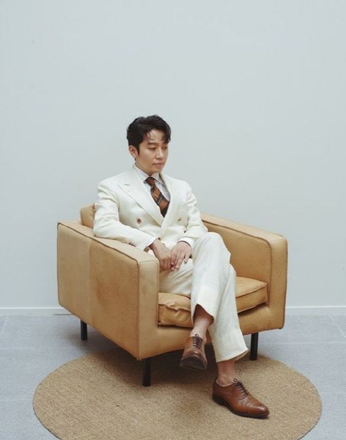 정엽, 오늘(3일) 7세 연하 연인과 결혼 "가족들만 참석"[공식]