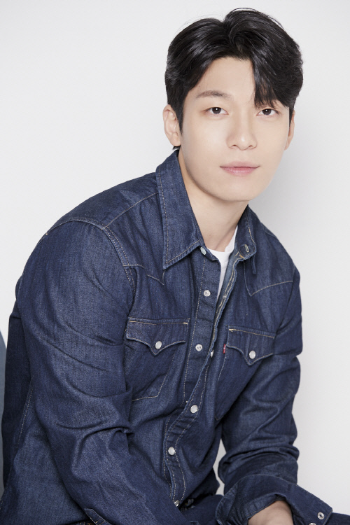 위하준, '18어게인' 캐스팅 확정…김하늘과 핑크빛 호흡