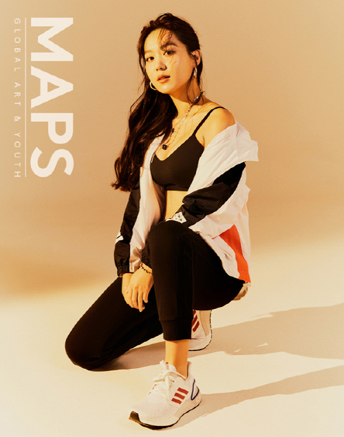 [★화보]김희정, 스포츠웨어 입고도 몽환적인 분위기 물씬