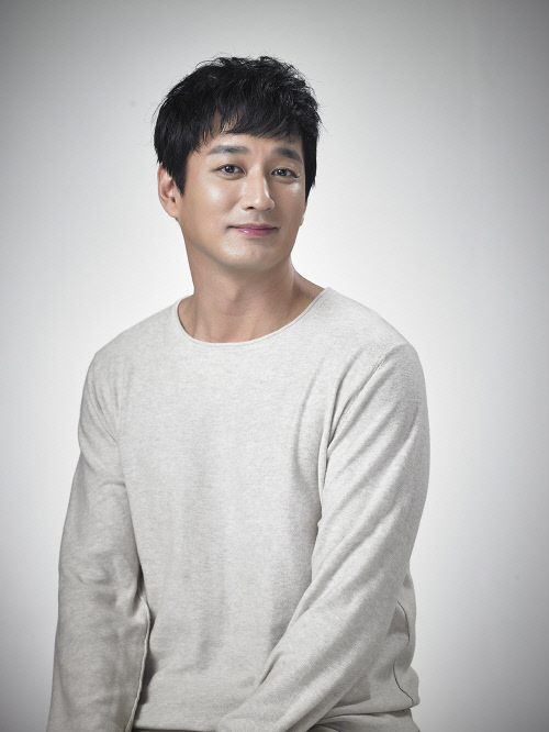 이재황, '엄마가 바람났다' 출연 확정…2년만 드라마 복귀[공식]