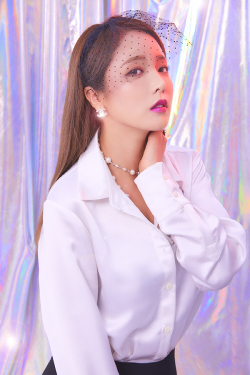 '트로트퀸' 홍진영, 조영수 작곡가 곡으로 4월 1일 컴백[공식]