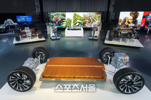 얼티엄(Ultium)_배터리와_차세대_전기차_플랫폼_1