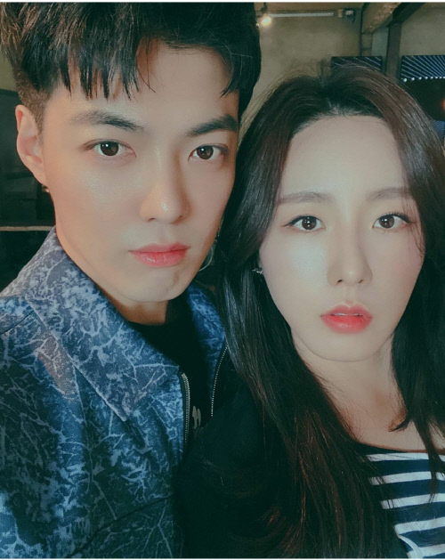 강남♥이상화 다정한 신혼부부 케미 "다 같이 파이팅"[★SNS]