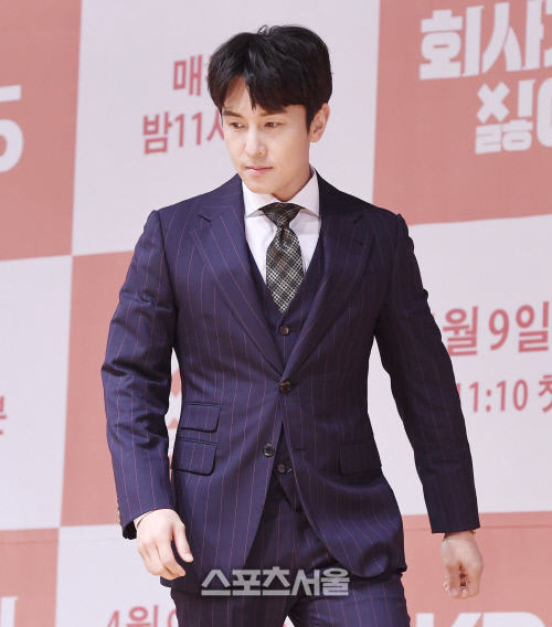 김동완, 故문지윤 애도 "거짓말처럼 가버렸구나"