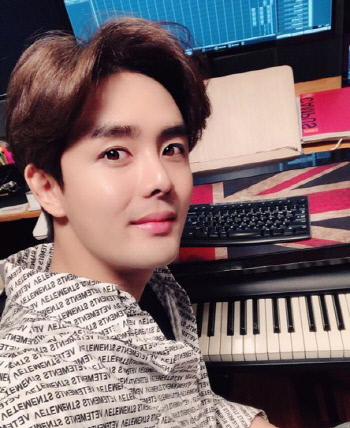 '이태성 동생' 가수 성유빈, SNS 통해 신곡 작업 소식 전해