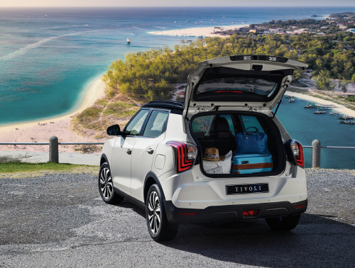 20190604_Very New 티볼리_후측면