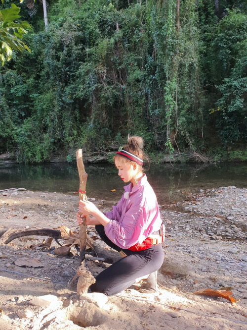 우주소녀 다영, '정글의 법칙' 본방사수 독려 인증샷 "적응 100% 완료"