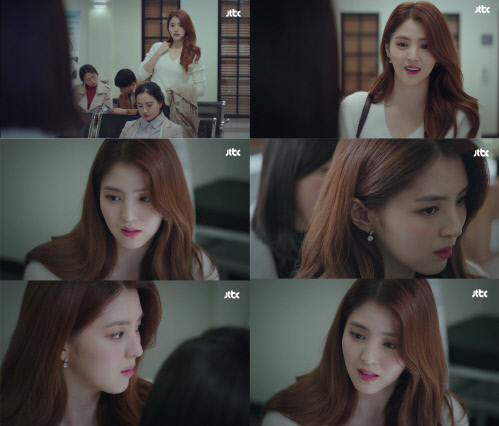 '부부의 세계' 한소희, 김희애 향한 팽팽한 신경전 도발…날선 기싸움