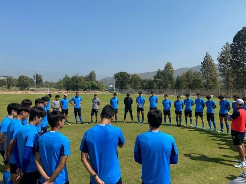 "자체 평가전만 봐도 흐뭇"…울산 현대, 외부엔 꽁꽁 숨겨라