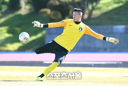 [포토]구성윤, 속공 롱킥 간다!