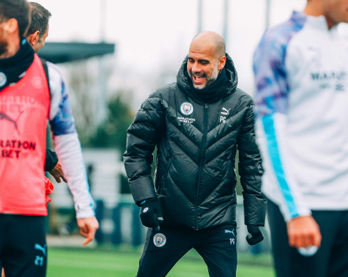 고향 위해 13억원 기부했던 과르디올라 감독, 그래서 더 안타까운 모친 사망