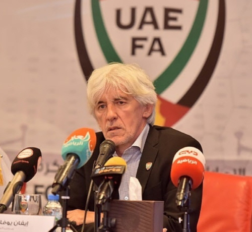 임금 삭감 넘어 데뷔전 없이 해임까지…코로나19에 대표팀 감독, 수난시대