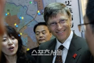 빌게이츠 "코로나19 백신은 세계적 공공재…가격 적정해야"