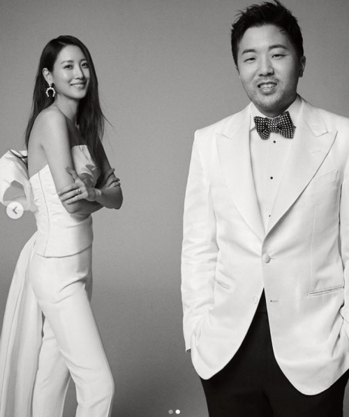 배우 수현, 결혼 4개월만에 임신. 올가을 엄마된다