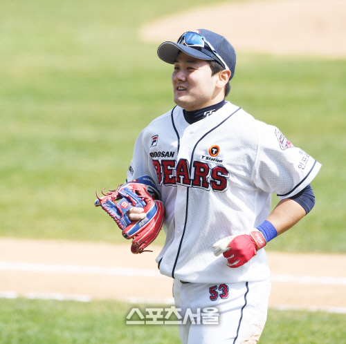 오재원? 최주환? 격전지 두산 2루 김태형 감독 "그때 가서 봐달라"