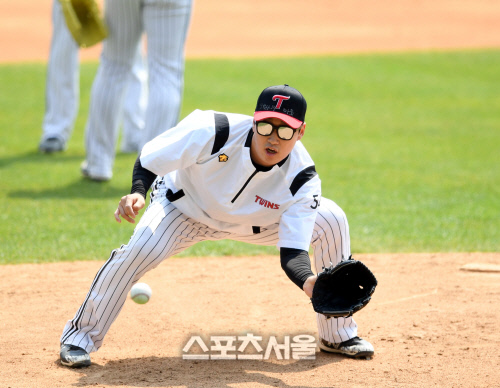 [포토] 여건욱 \'이런 거 쯤이야\'