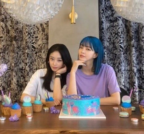 "이 조합 찬성일세" 한예슬X지연, 홈파티서 여신 비주얼 자랑[★SNS]