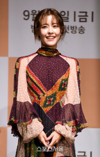 이윤지 측 "오늘(17일) 새벽 둘째 딸 출산…산모·아이 건강"[공식]