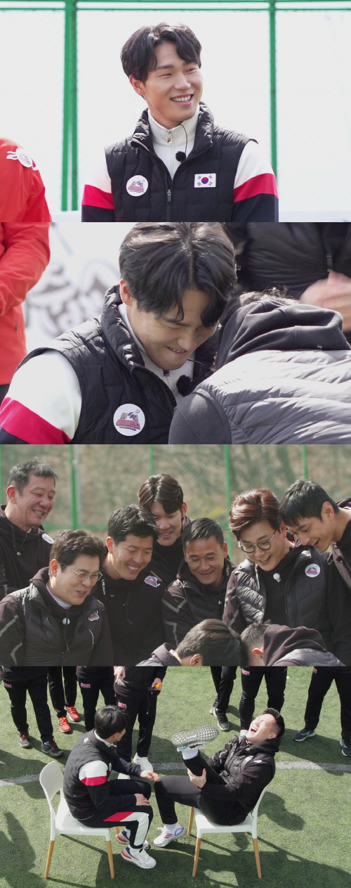 '뭉찬' 설상神 윤성빈 VS 빙상神 모태범, 허벅지 힘겨루기로 맞대결